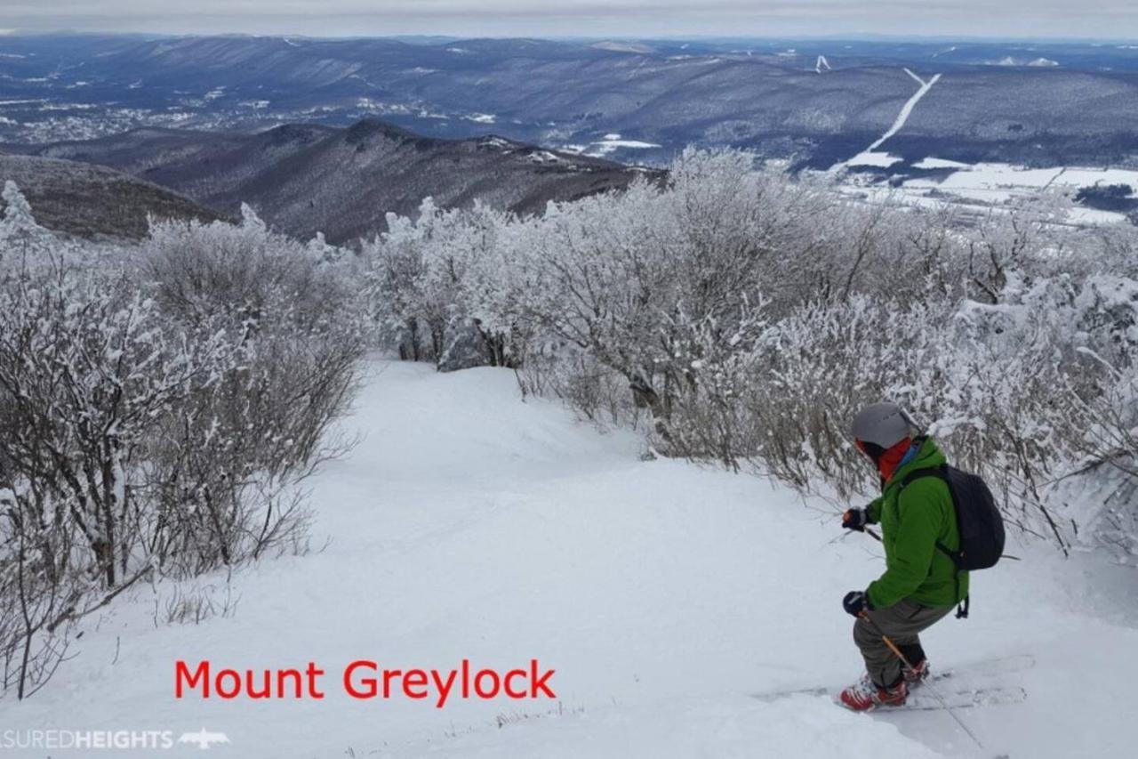 2 Bed Berkshire Getaway Minutes To Jiminy Peak Ski Hancock Exterior foto